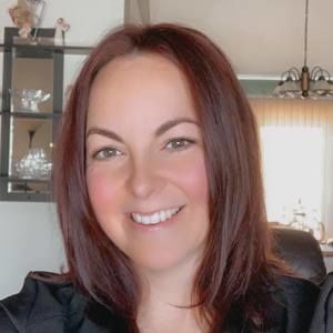 Meet your Posher, Stacey